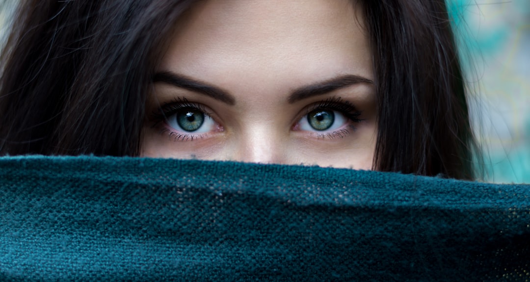 Tips Merawat Rambut Tetap Sehat Meski Berhijab
